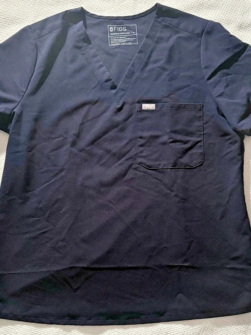 FIGS Catarina Scrub Top in Blue Size Large Like New